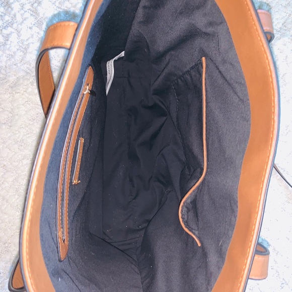 ON HOLD!!!‼️FINALE PRICE‼️Purse 👜 - Picture 7 of 8